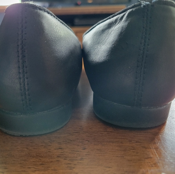 b.o.c. black pointed toe slip on - Picture 7 of 12